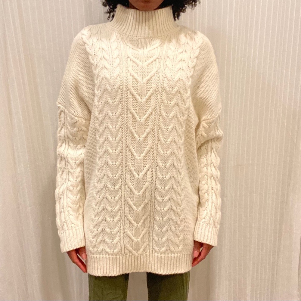 H&M Cream Cable Knit Sweater